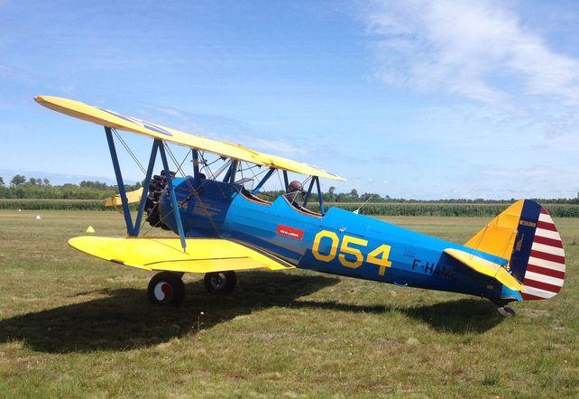 Boeing pt 17 stearman andernos les bains b