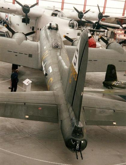 b-17-duxford-1.jpg