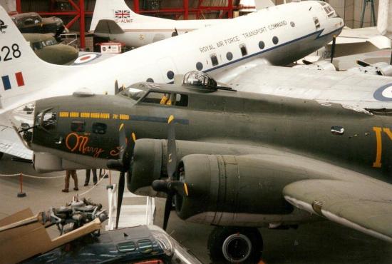 b-17-duxford-6.jpg